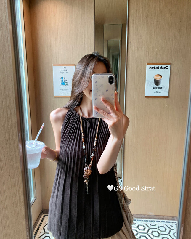 GS.GOOD START Pleated Knit Vest Top
