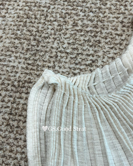 GS.GOOD START Pleated Knit Vest Top