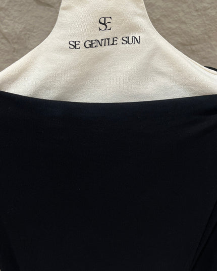 SE GENTLE SUN Relaxed Elegance Side-Tie Knit Top