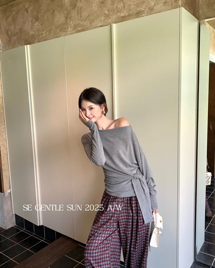 SE GENTLE SUN Relaxed Elegance Side-Tie Knit Top