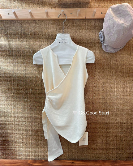 GS.GOOD START Asymmetrical Waist-Slimming Knit Tank