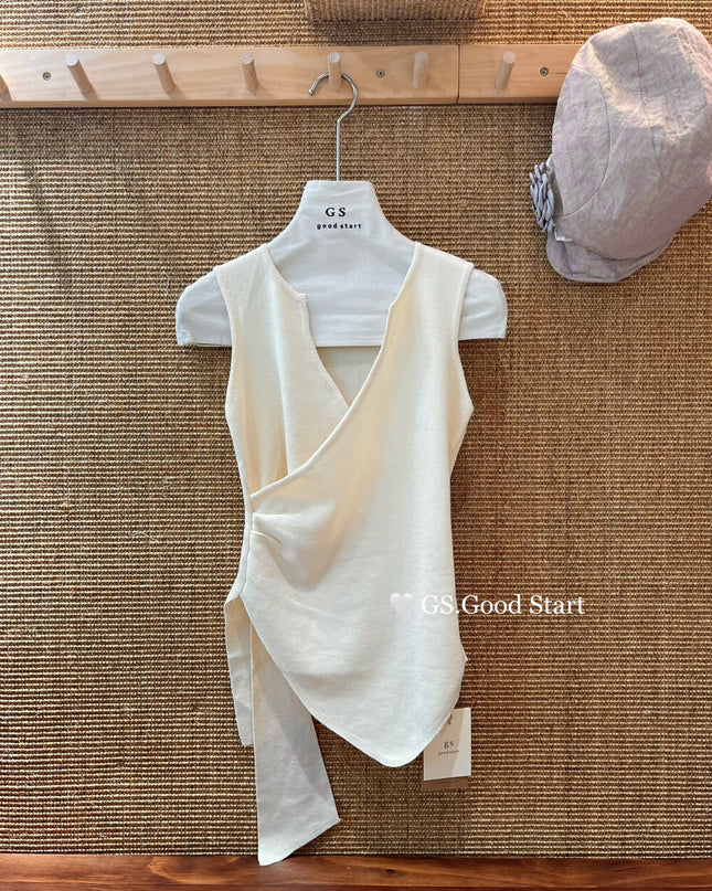 GS.GOOD START Asymmetrical Waist-Slimming Knit Tank