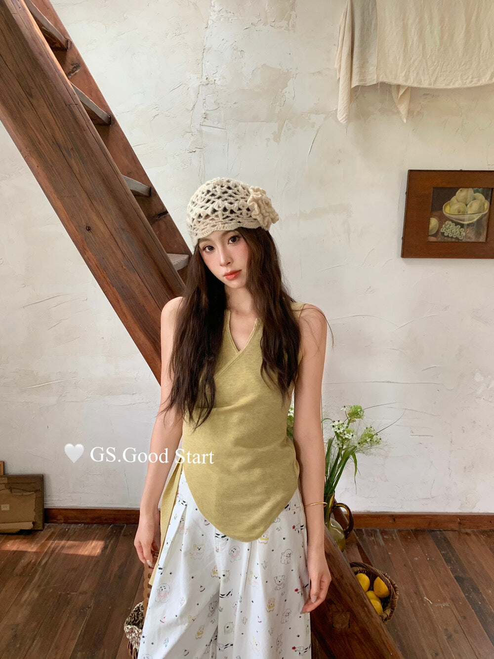 GS.GOOD START Asymmetrical Waist-Slimming Knit Tank