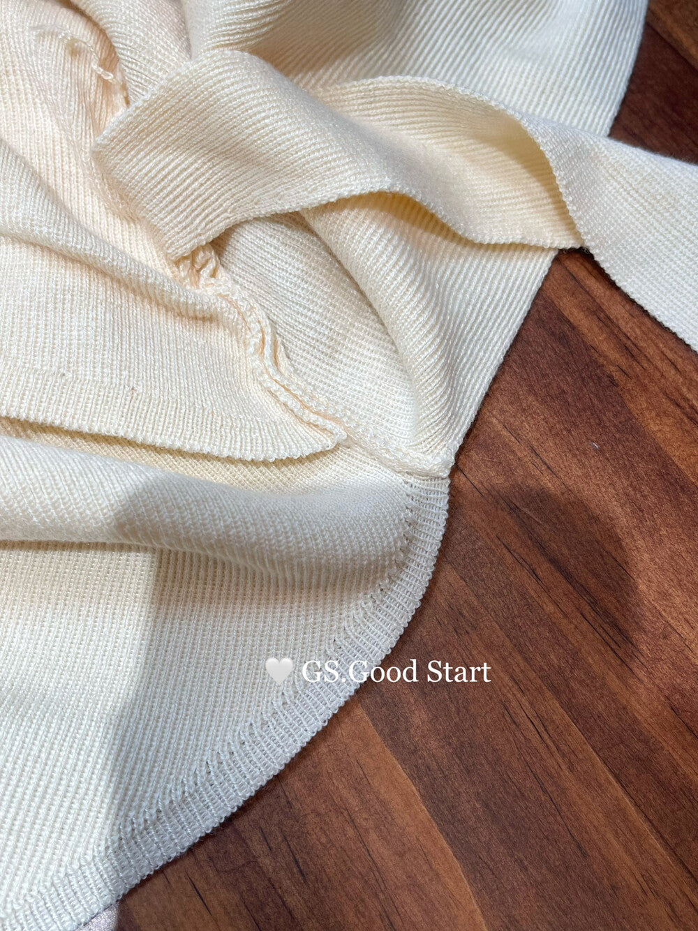 GS.GOOD START Asymmetrical Waist-Slimming Knit Tank