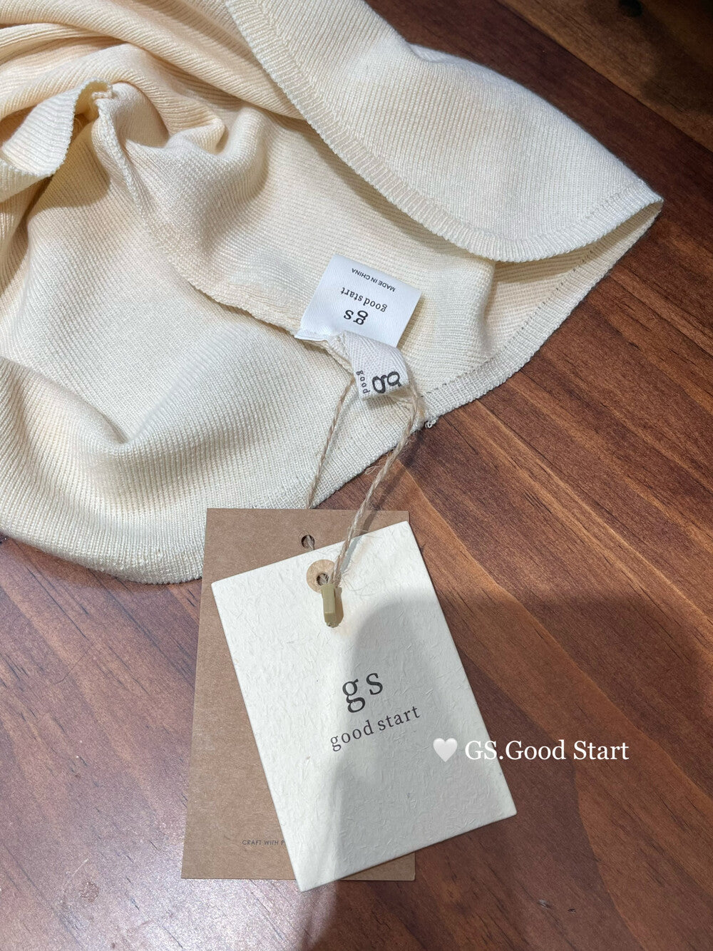 GS.GOOD START Asymmetrical Waist-Slimming Knit Tank