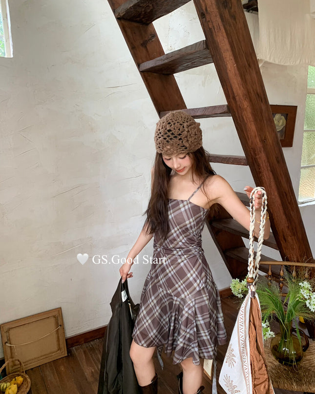 GS.GOOD START Asymmetrical Plaid Cami Dress Set