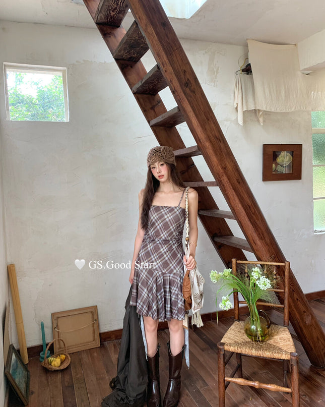 GS.GOOD START Asymmetrical Plaid Cami Dress Set