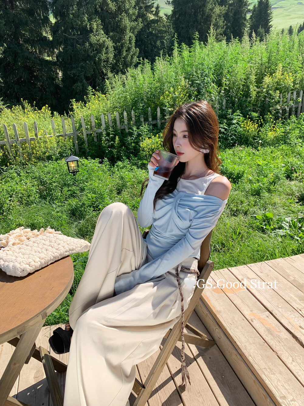 GS.GOOD START Pleated Wide-Leg Trousers with Waist Tie