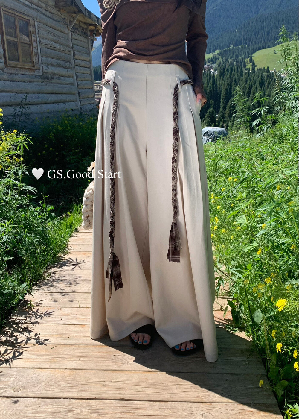 GS.GOOD START Pleated Wide-Leg Trousers with Waist Tie