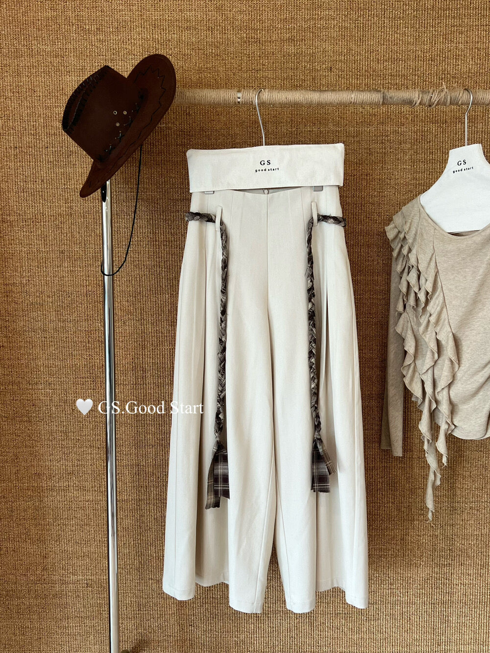 GS.GOOD START Pleated Wide-Leg Trousers with Waist Tie
