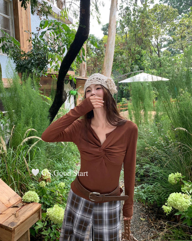 GS.GOOD START Twisted Shoulder Long-Sleeve Base Top