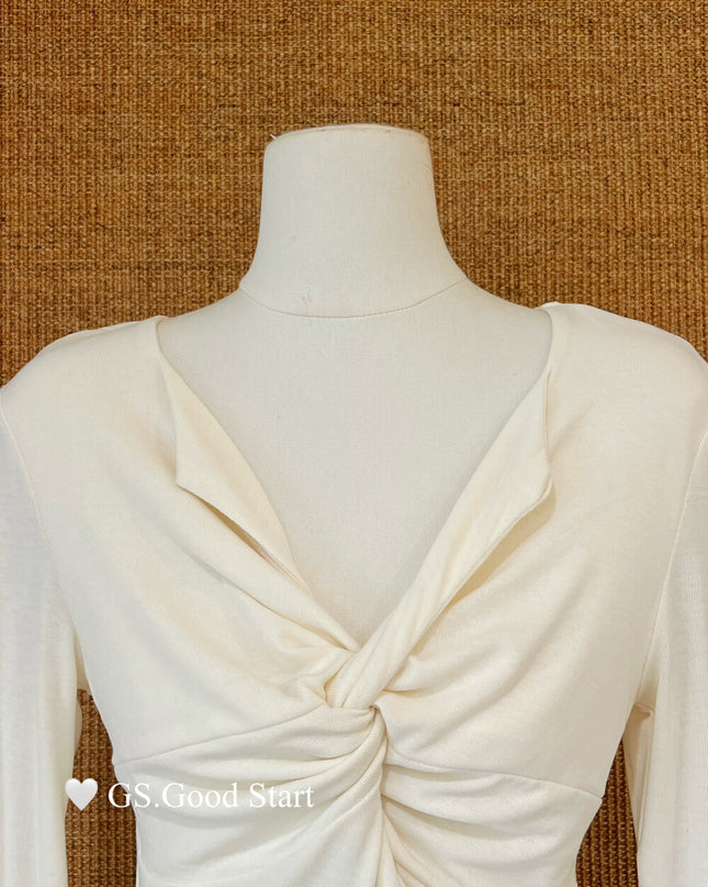 GS.GOOD START Twisted Shoulder Long-Sleeve Base Top