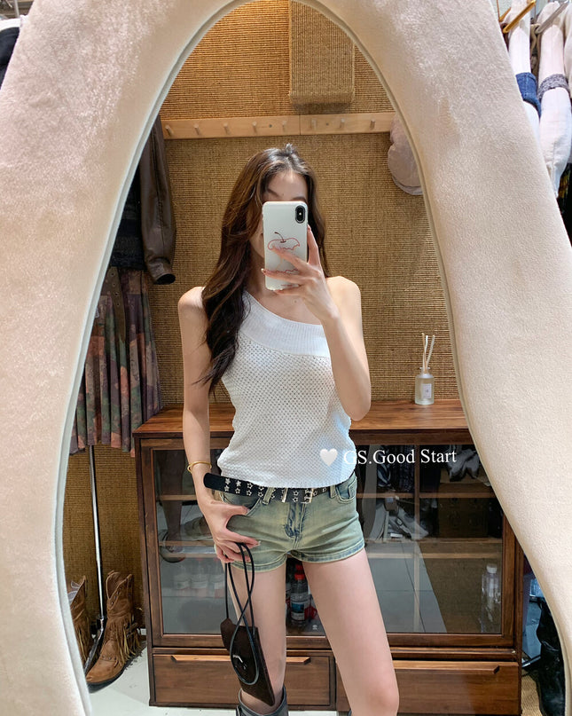 GS.GOOD START Asymmetrical Shoulder Cropped Vest Top