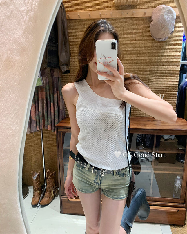 GS.GOOD START Asymmetrical Shoulder Cropped Vest Top