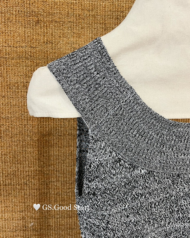 GS.GOOD START Asymmetrical Shoulder Cropped Vest Top