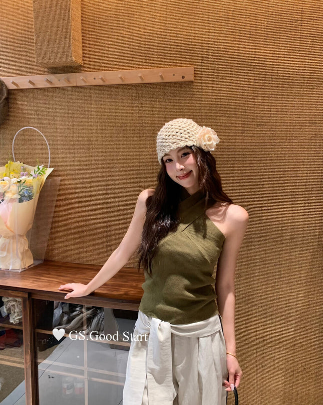 GS.GOOD START Cross-Halter Knit Baddie Tank