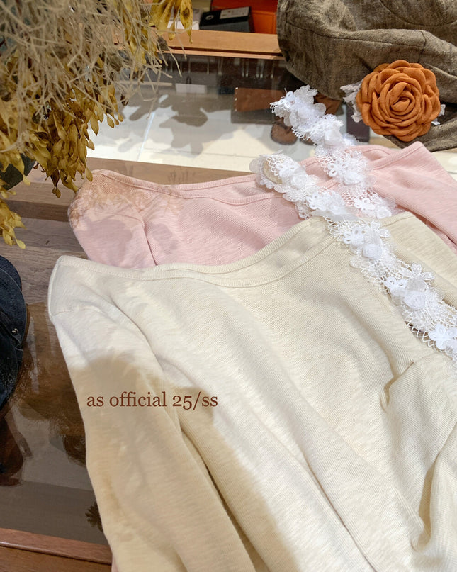 AS OFFICIAL Lace Floral Ribbon Off-Shoulder Top