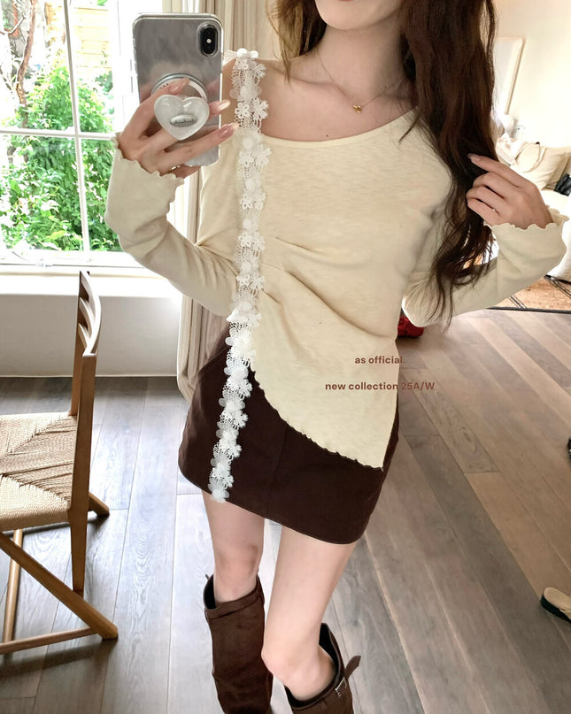 AS OFFICIAL Lace Floral Ribbon Off-Shoulder Top