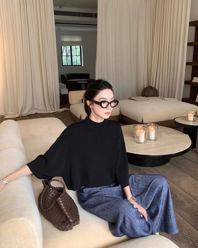 Y.JIA Minimalist Mock Neck Cropped Knit Top