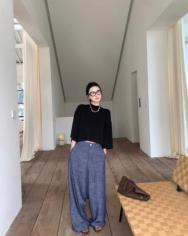 Y.JIA Minimalist Mock Neck Cropped Knit Top