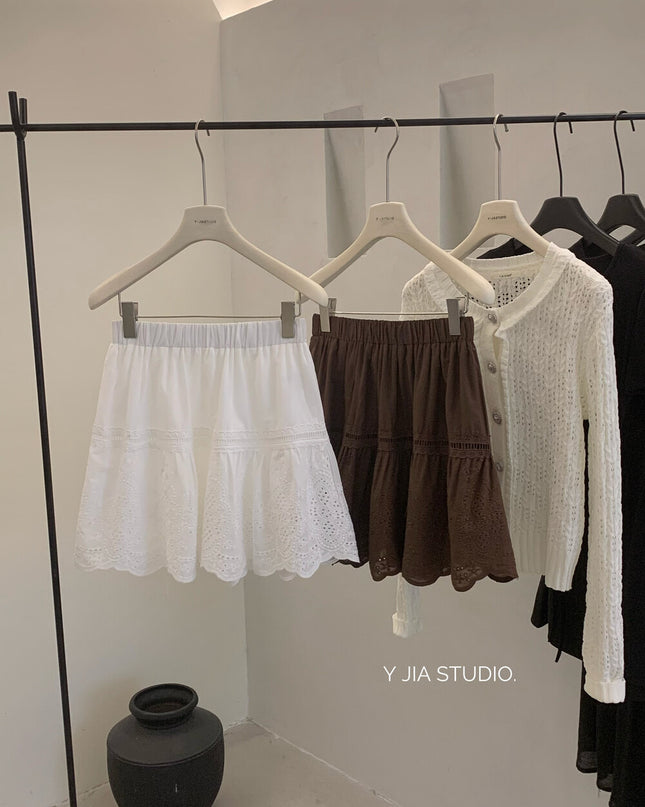 Y.JIA Vintage Lace Trim High-Waist A-Line Skirt