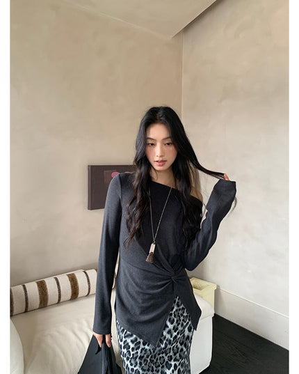 AIXILI Twist-Front Slim-Fit Knit Long Sleeve Top