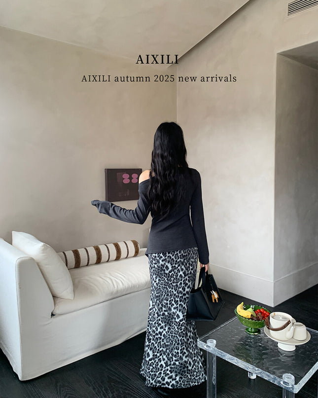 AIXILI Twist-Front Slim-Fit Knit Long Sleeve Top