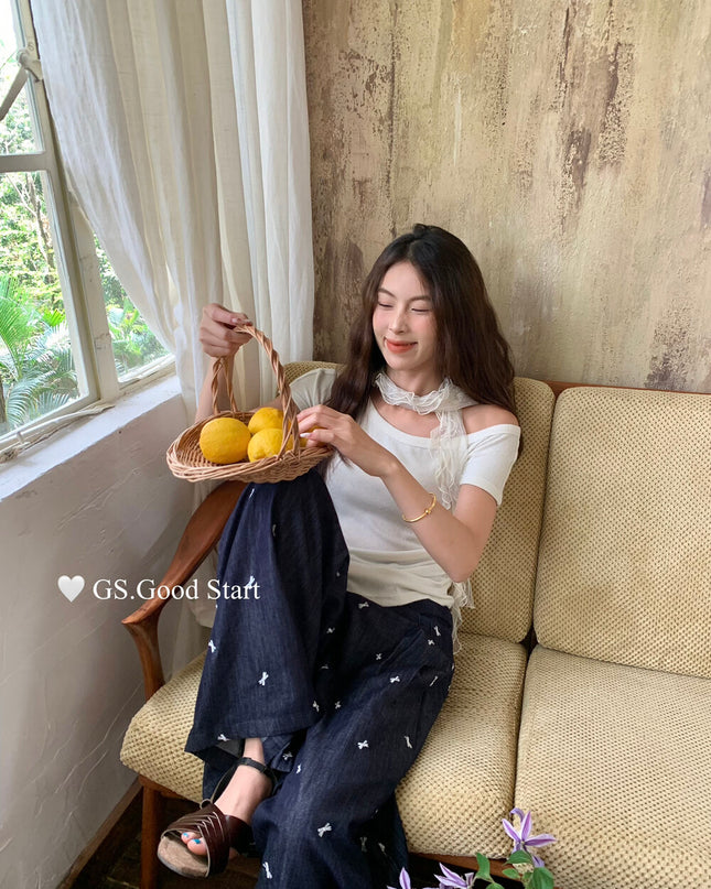 GS.GOOD START Off-Shoulder Short Sleeve Top with Detachable Ribbon