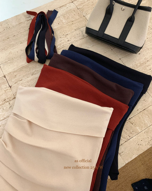 AS OFFICIAL Pleated Bandeau Top with Strap