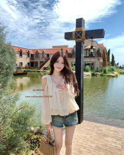 AS OFFICIAL Tie-Neck Off-Shoulder Puff Sleeve Top