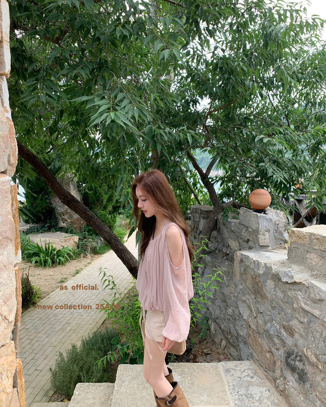 AS OFFICIAL Tie-Neck Off-Shoulder Puff Sleeve Top