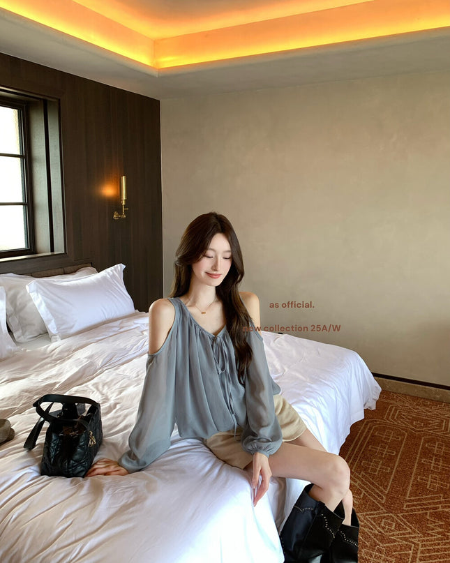 AS OFFICIAL Tie-Neck Off-Shoulder Puff Sleeve Top