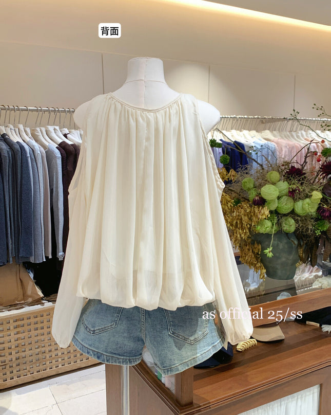 AS OFFICIAL Tie-Neck Off-Shoulder Puff Sleeve Top
