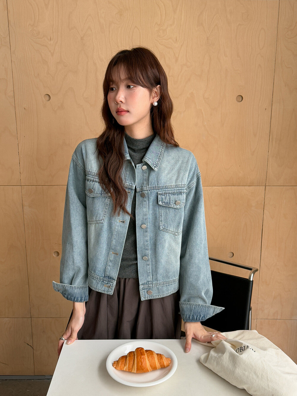 APXIVI Retro Polo-Collar Cropped Denim Jacket