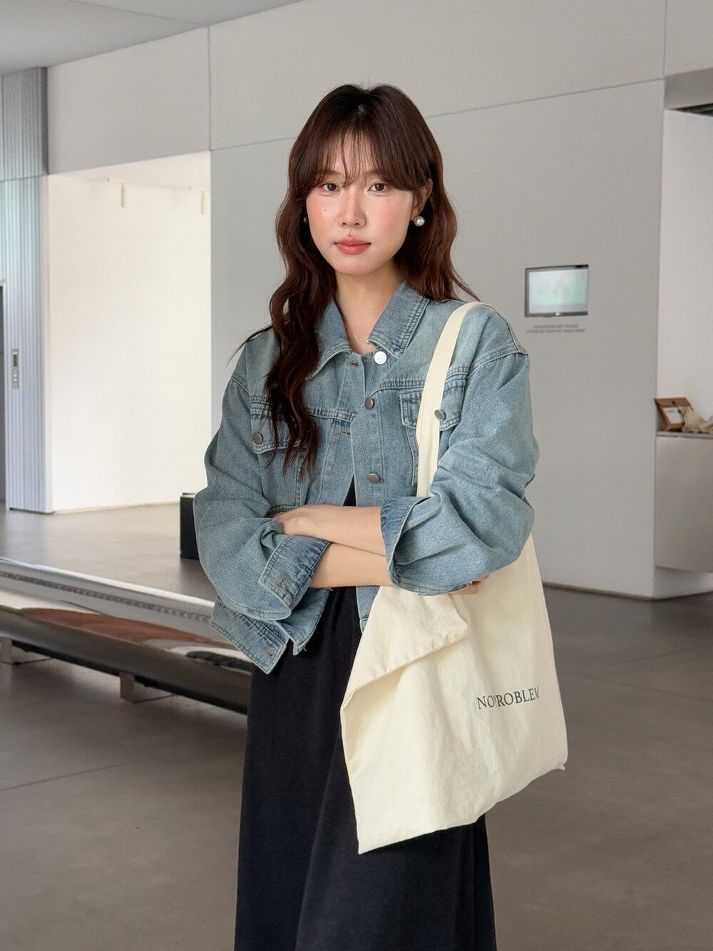 APXIVI Retro Polo-Collar Cropped Denim Jacket