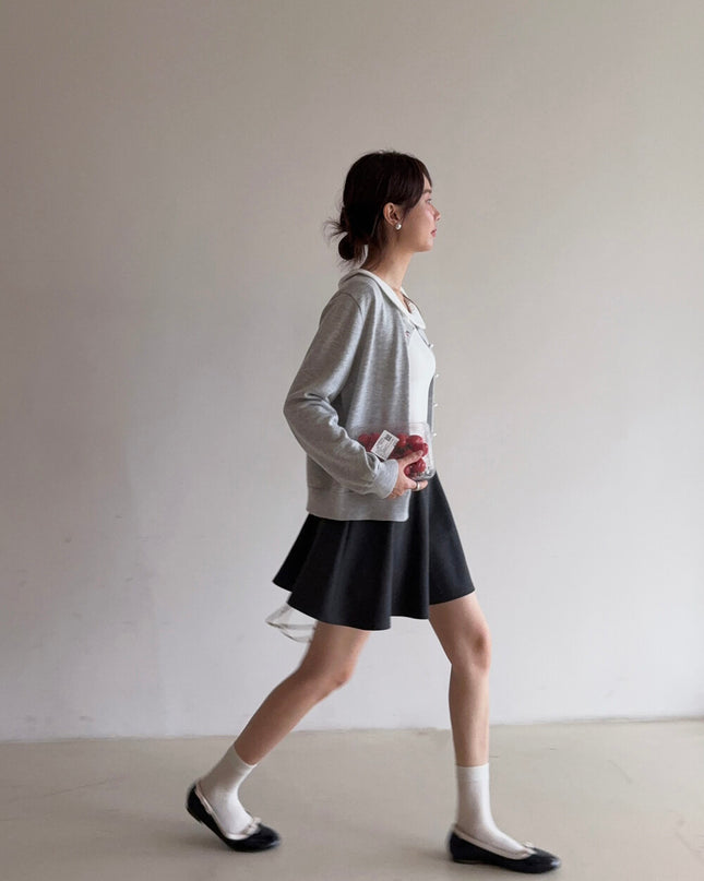 APXIVI Korean-Inspired Commuter Doll Collar Shoulder-Fit Long-Sleeve Tee