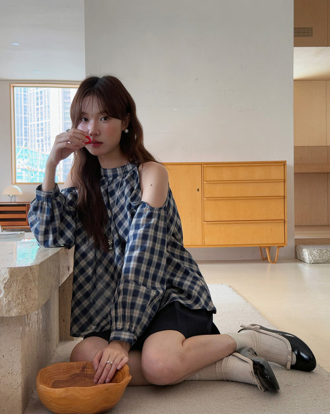 APXIVI Halter Off-Shoulder Design Shirt