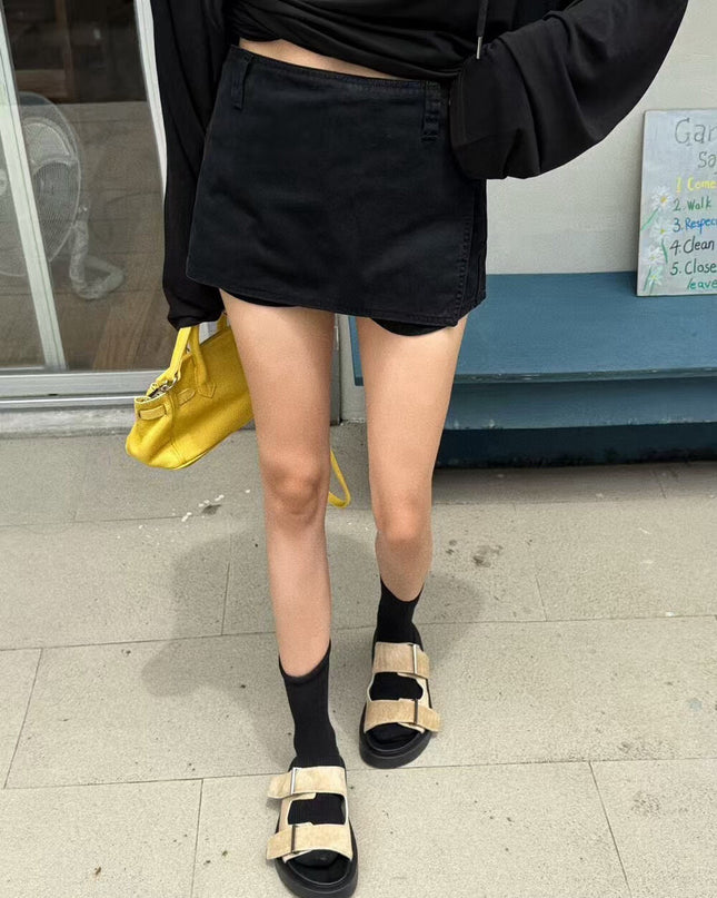 WGWE Low-Waist Sexy Bodycon A-Line Skort with Anti-Exposure Design