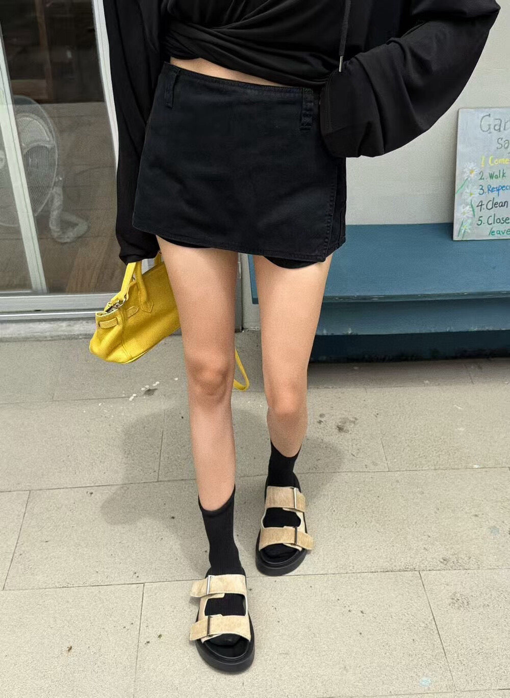 WGWE Low-Waist Sexy Bodycon A-Line Skort with Anti-Exposure Design
