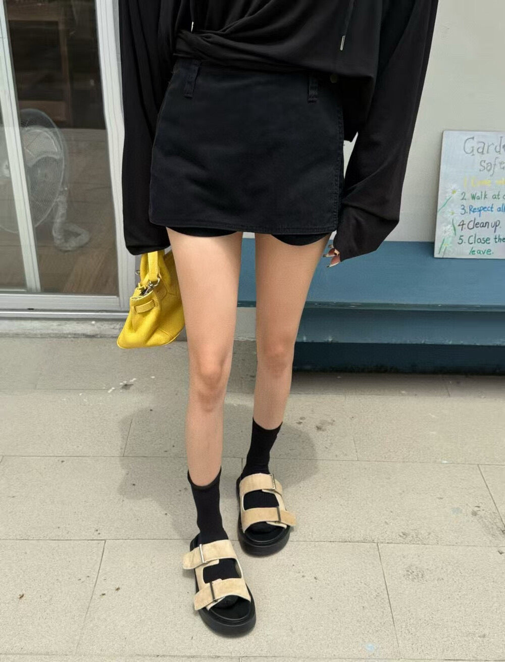 WGWE Low-Waist Sexy Bodycon A-Line Skort with Anti-Exposure Design