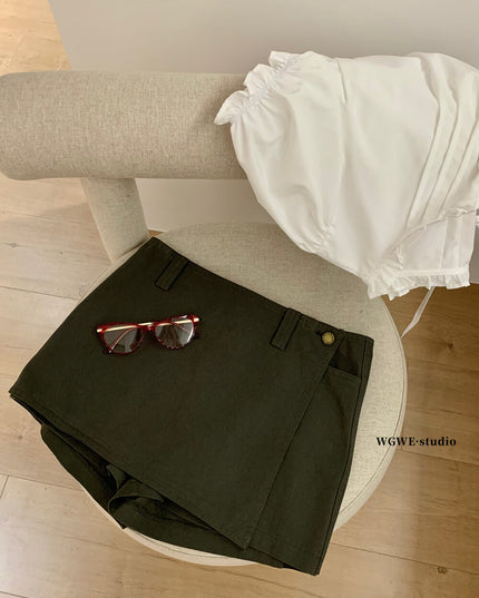 WGWE Low-Waist Sexy Bodycon A-Line Skort with Anti-Exposure Design