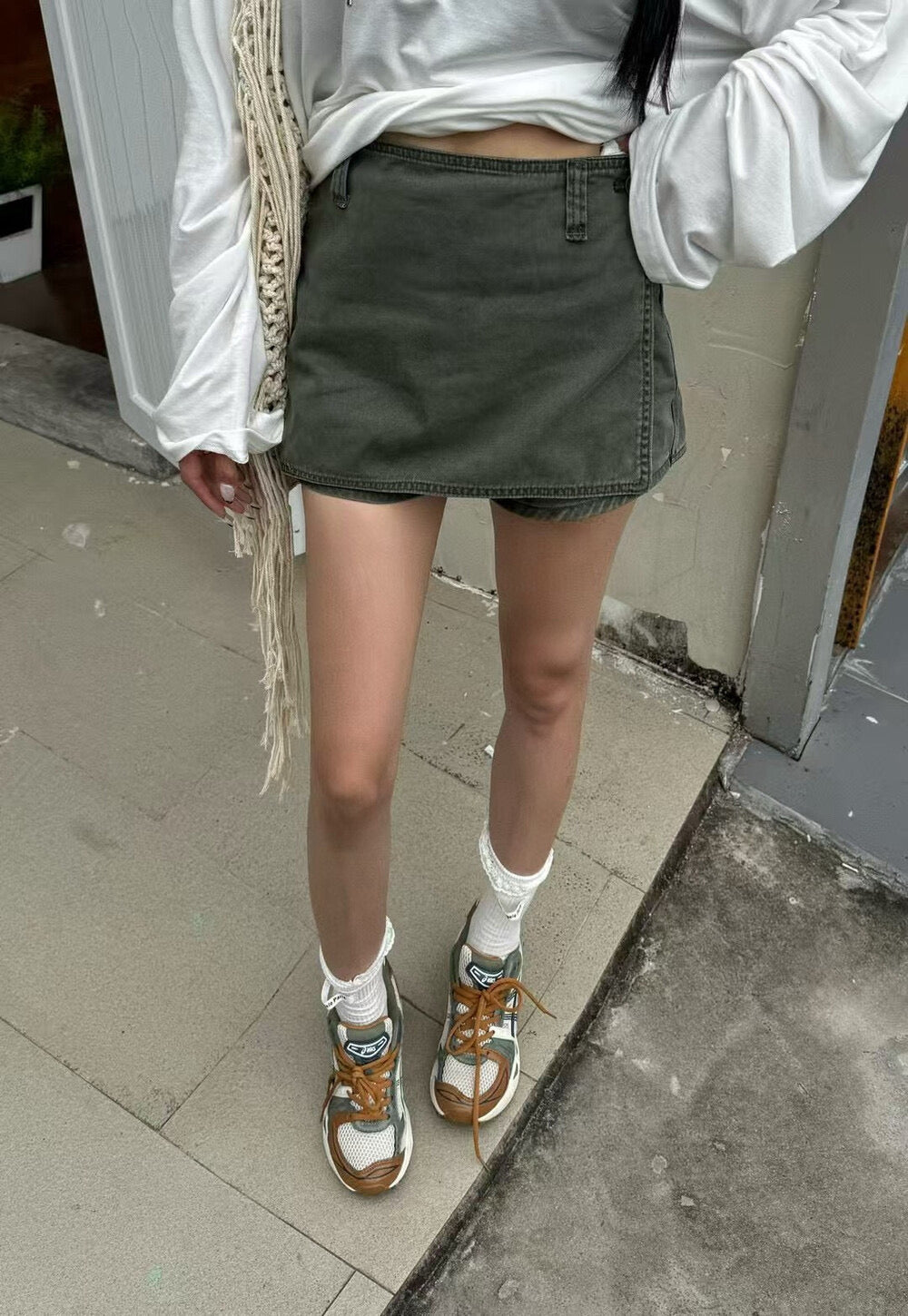 WGWE Low-Waist Sexy Bodycon A-Line Skort with Anti-Exposure Design