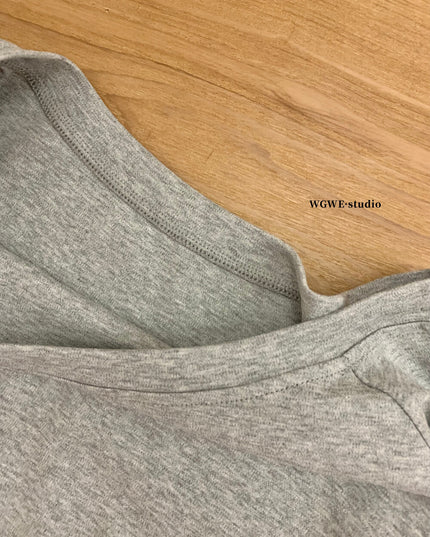 WGWE Off-Shoulder Slouchy Loose Long Sleeve Tee