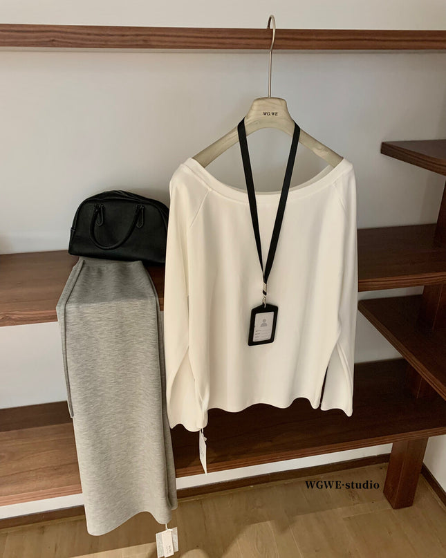 WGWE Off-Shoulder Slouchy Loose Long Sleeve Tee