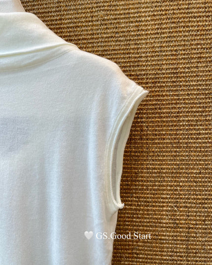GS.GOOD START Elegant Drape-Neck Sleeveless Knit Vest