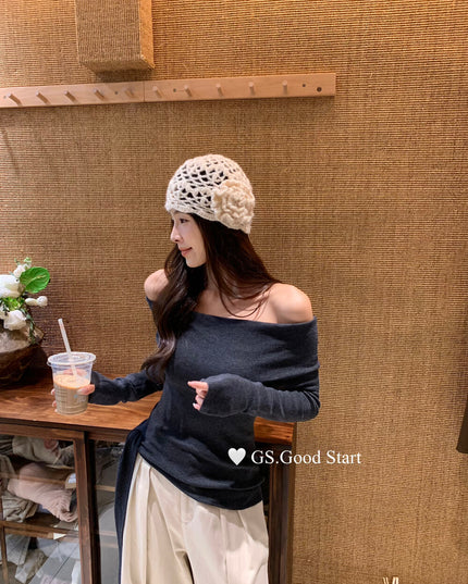 GS.GOOD START Off-Shoulder Tie-Up Knit Top