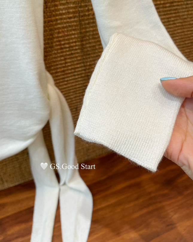 GS.GOOD START Off-Shoulder Tie-Up Knit Top