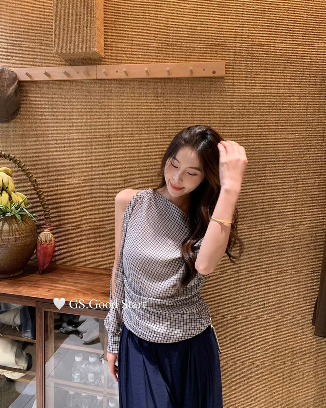 GS.GOOD START Paris Runway One-Sleeve Asymmetrical Top