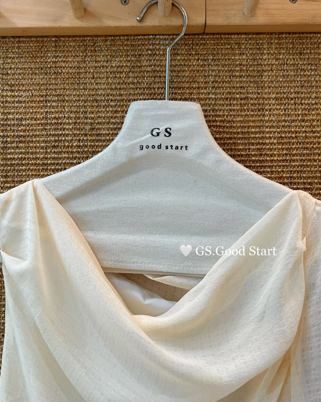GS.GOOD START Paris Runway One-Sleeve Asymmetrical Top