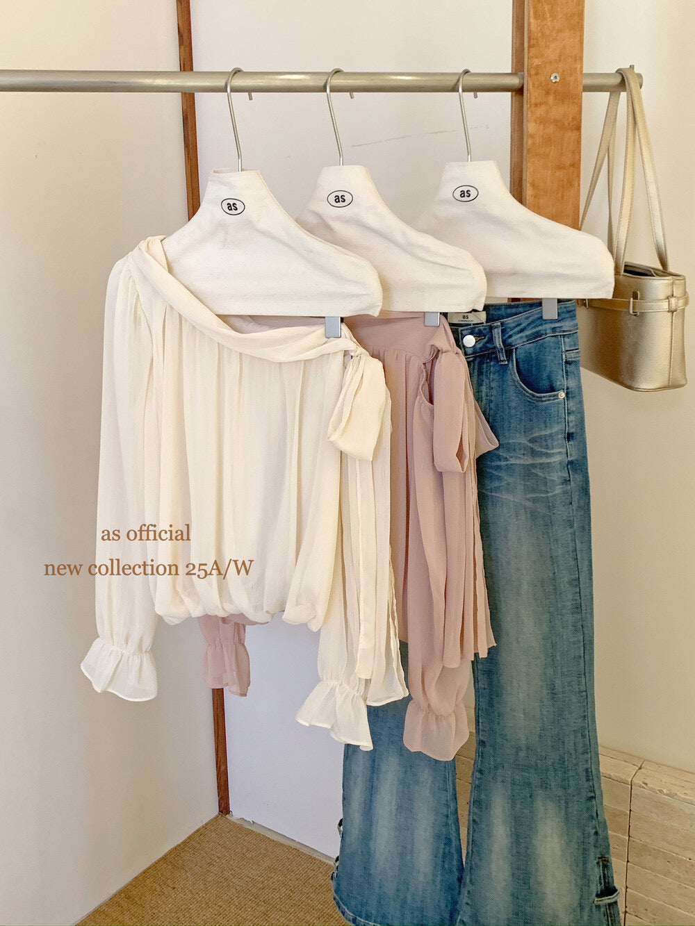 AS OFFICIAL Vintage Grace One-Shoulder Tie Blouse